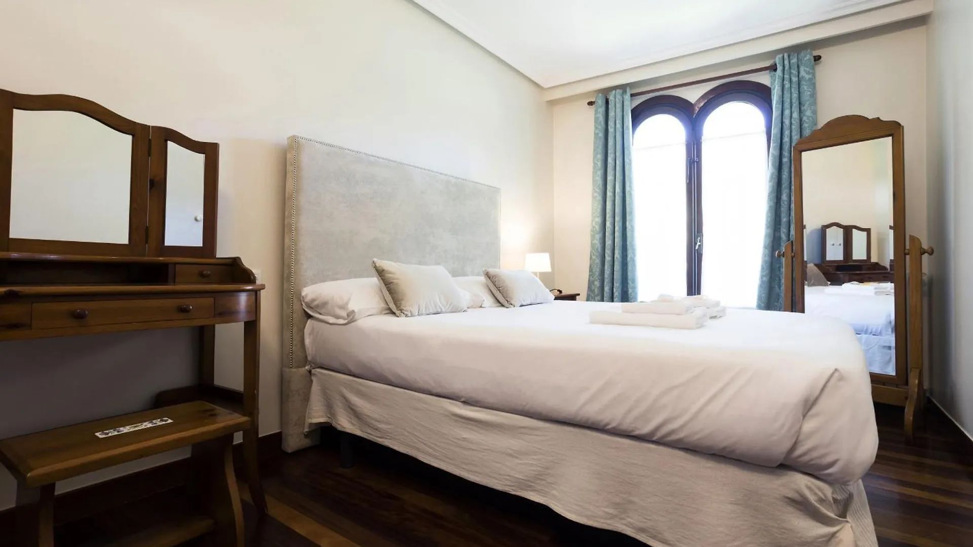 Loraitz By Smiling Rentals Hondarribia 0*,  Spain